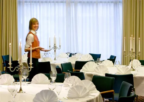 Novotel Erlangen Dining Photos