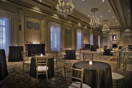 The Palmer House Hilton Restauration Photos