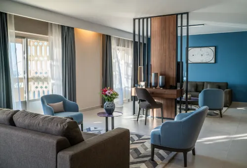 Hotel Holiday International Номера Photos