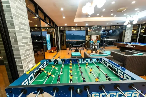 Skylodge Resort Photos