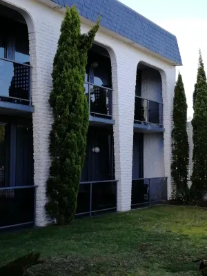 Banjo Paterson Motor Inn Exterior Photos
