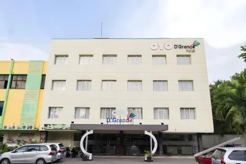 D'Grande Hotel Batam Exterior Photos