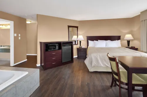 Days Inn by Wyndham Kamloops BC Photos
