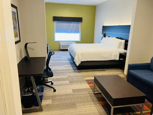 Holiday Inn Express & Suites Salinas Chambres Photos