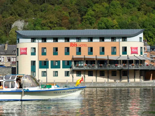 Hôtel Ibis Dinant Extérieur Photos
