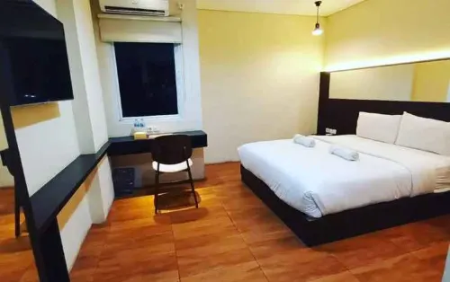 Azka Hotel by Salak Hospitality Kamar Photos