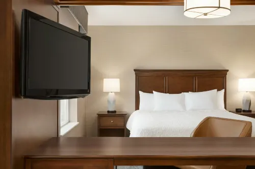 Hampton Inn & Suites Exeter Photos