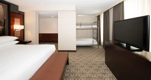 DoubleTree by Hilton Hotel and Suites Charleston Airport Photos