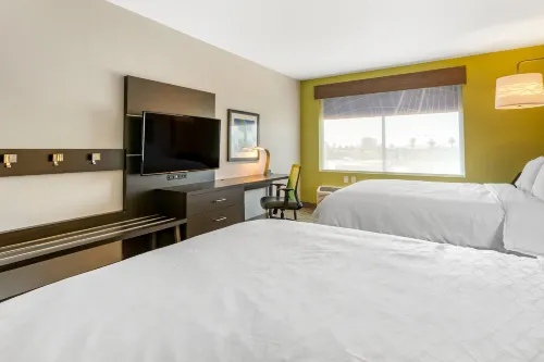 Holiday Inn Express & Suites Phoenix Dwtn - State Capitol Rooms Photos