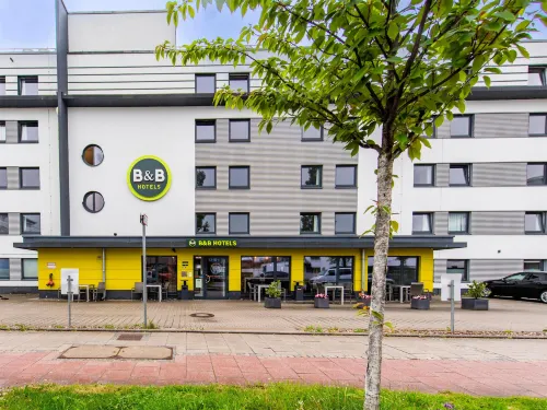 B&B HOTEL München-Messe Exterior Photos