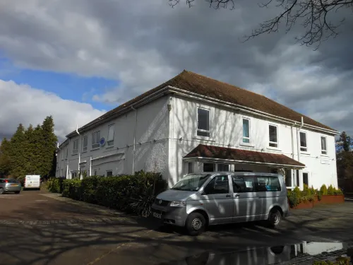 The Gatwick White House Hotel Exterior Photos