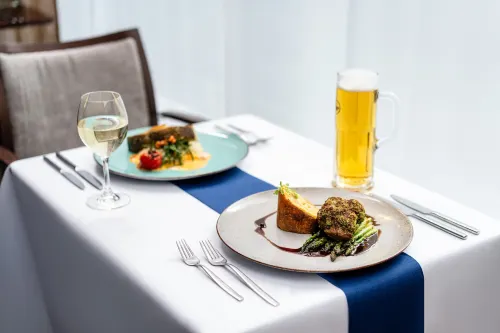 Occidental Dresden Newa Dining Photos