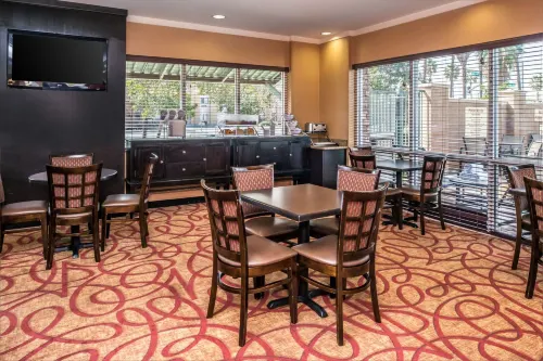 Comfort Suites Ontario Airport Convention Center Ristorazione Photos
