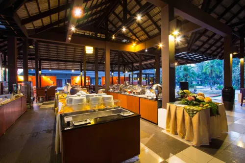 Palm Galleria Resort Khao Lak Restauration Photos