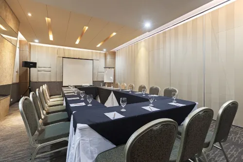One Pacific Place Serviced Residences Espaces Affaires Photos