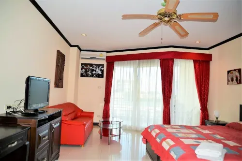 Jomtien Plaza Residence Photos