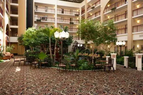 Embassy Suites by Hilton Detroit Livonia Novi الأماكن العامة Photos