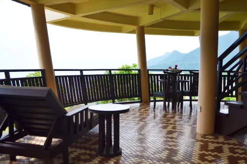 Damai Beach Resort Area Publik Photos
