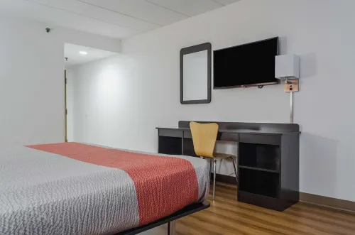 Motel 6 Brockton, MA Rooms Photos