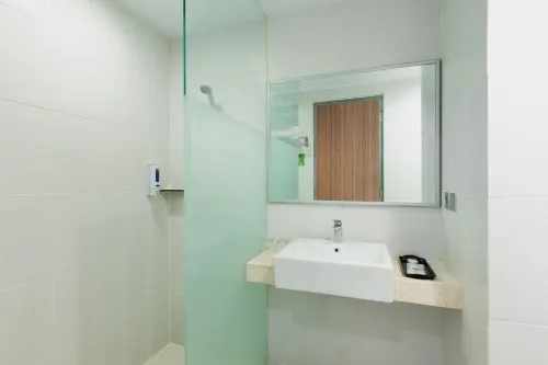 Burza Hotel Yogyakarta Kamar Photos