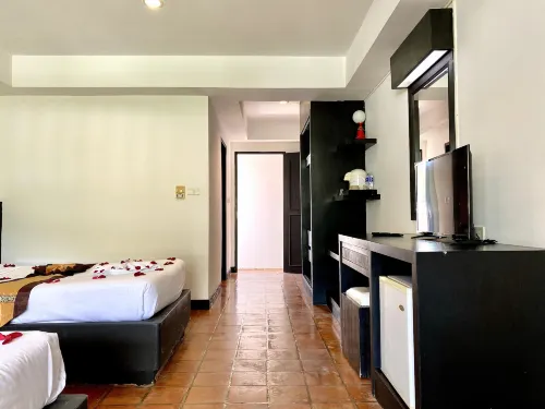 Hrk Resort Kamar Photos