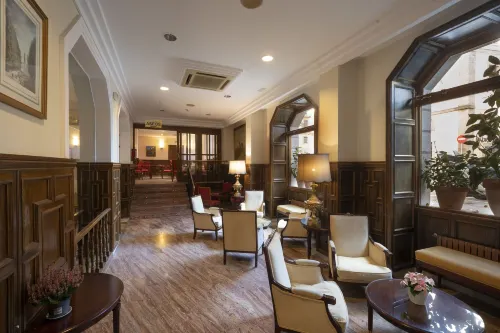 Miranda & Suizo Public Areas Photos