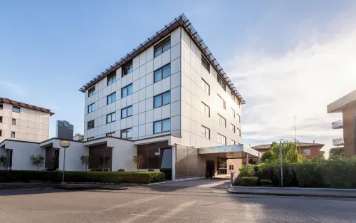 Hotel Palace Verona Exterior Photos