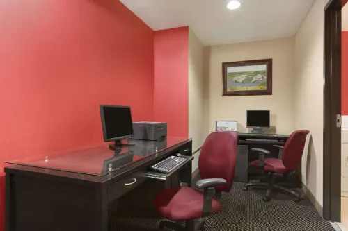 Ramada by Wyndham Raleigh Public Areas Photos