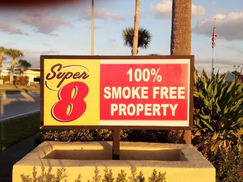 Super 8 by Wyndham Orlando International Drive Здоровье и отдых Photos