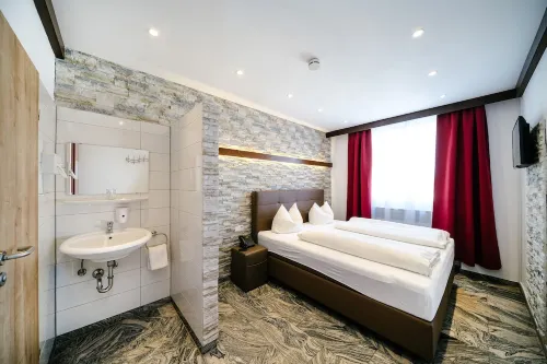 Central City Hotel Photos