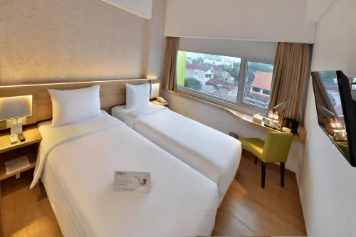 Whiz Prime Hotel Basuki Rahmat Malang Kamar Photos