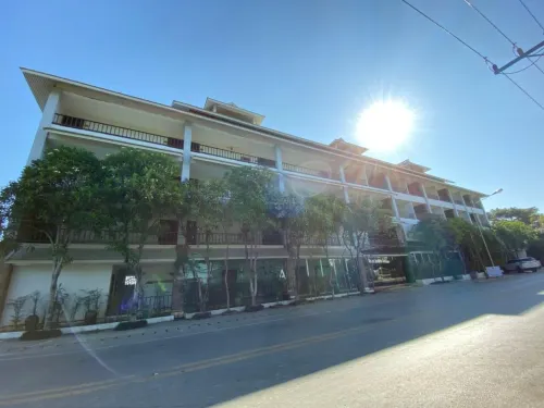 Siam Triangle Hotel Photos