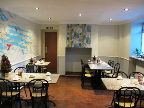 The Gyle - London St Pancras Dining Photos