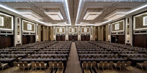 Hilton Istanbul Bomonti Business Photos