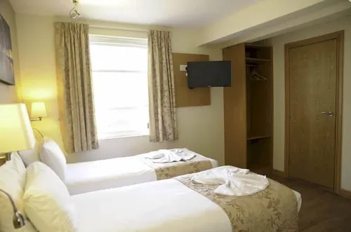 Kings Cross Inn Hotel Photos
