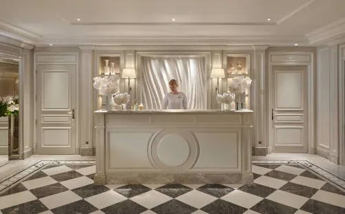 Four Seasons Hotel George V Paris Aree comuni Photos