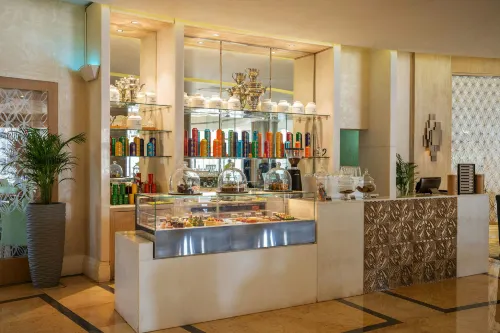 Al Habtoor Grand Resort, Autograph Collection By Marriott Dining Photos