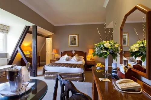 Ashdown Park Hotel Rooms Photos