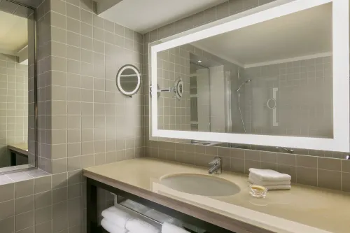 Sheraton Bucharest Hotel Chambres Photos