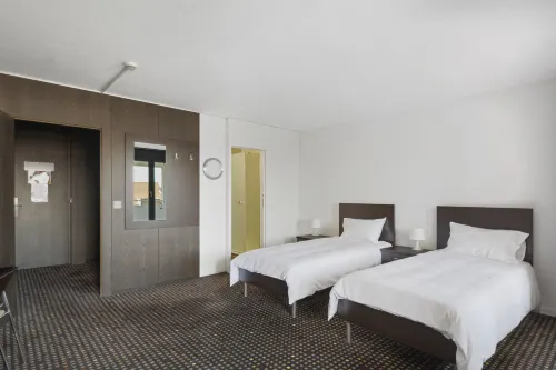 Neuchatel City Hotel Photos