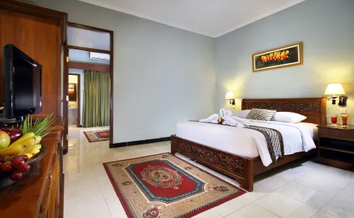 Cakra Kusuma Photos