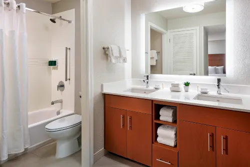 Residence Inn Los Angeles LAX/Manhattan Beach Rooms Photos