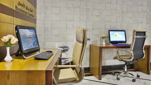 Gateway Hotel Business Facilities Photos