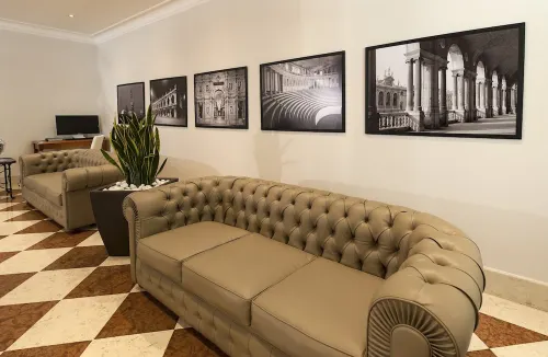 SHG Hotel De La Ville الأماكن العامة Photos