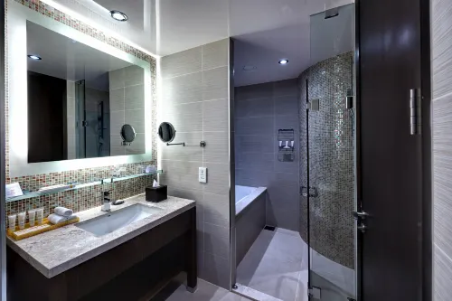 Crowne Plaza Duqm Rooms Photos