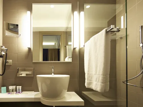 Hotel Mercure Roma Centro Colosseo Camere Photos