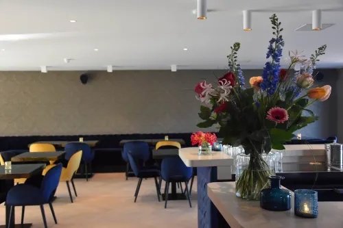 Blue Mansion Hotel Restauration Photos