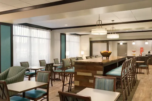 Hampton Inn Elko Dining Photos