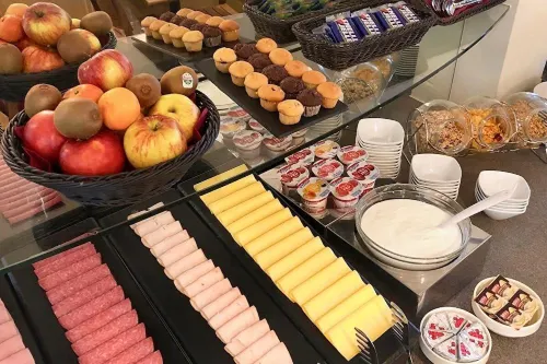 Prinsenhotel Dining Photos