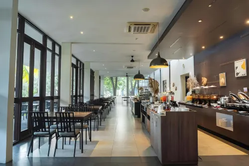 Estrella Hotel & Conference Dining Photos